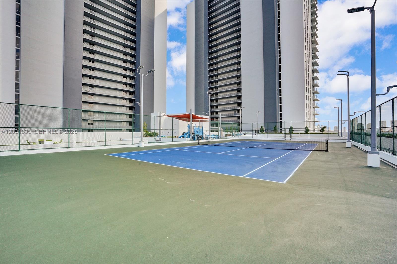 THE HARBOUR SOUTH CONDO - Residential Lease