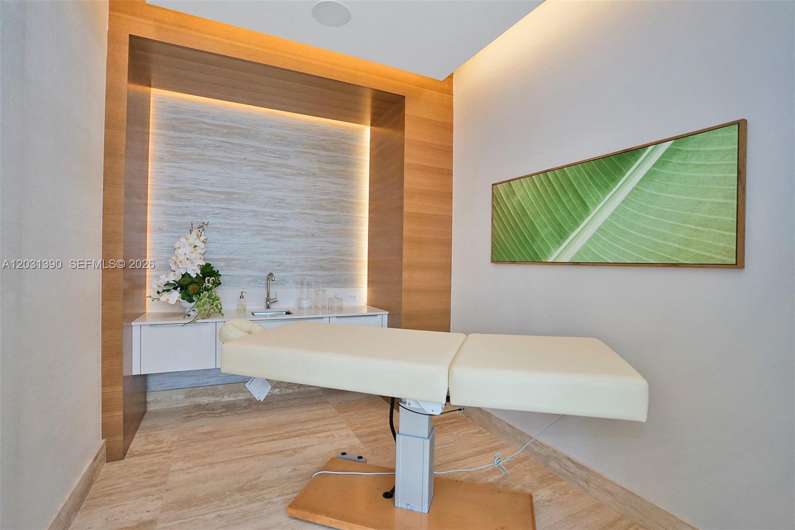 THE HARBOUR SOUTH CONDO - Residential Lease