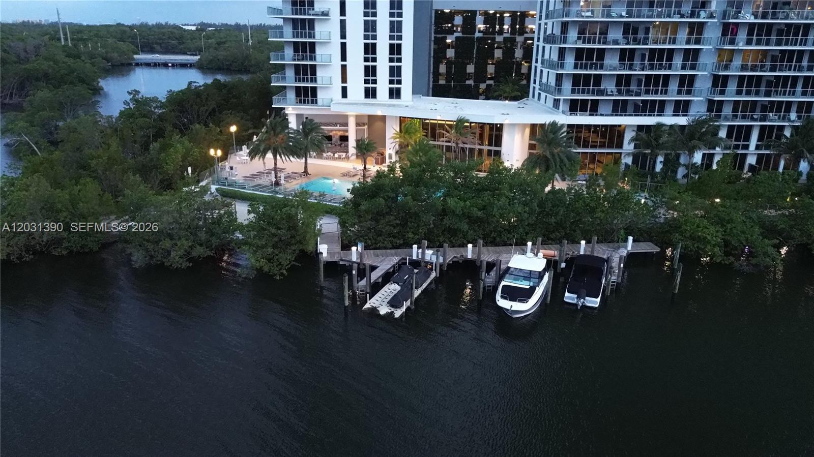 THE HARBOUR SOUTH CONDO - Residential Lease