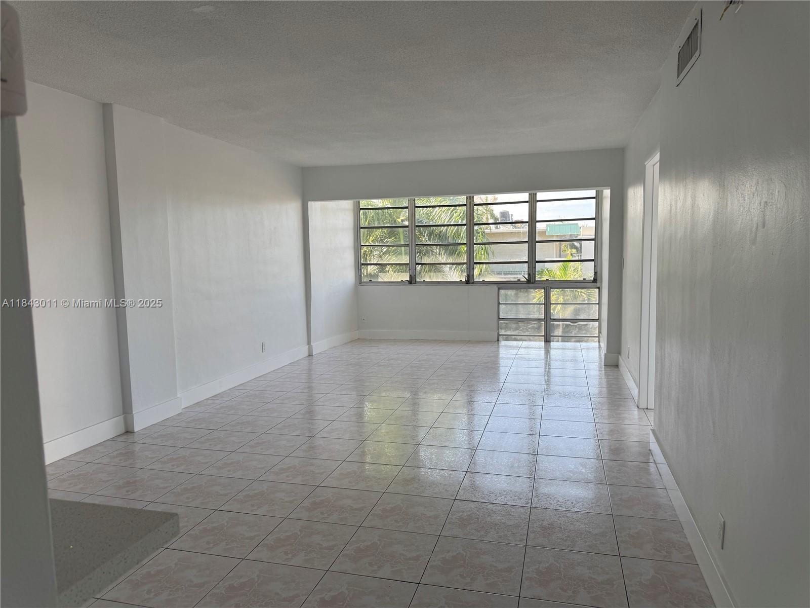 APRIL MIST CONDO - Residential