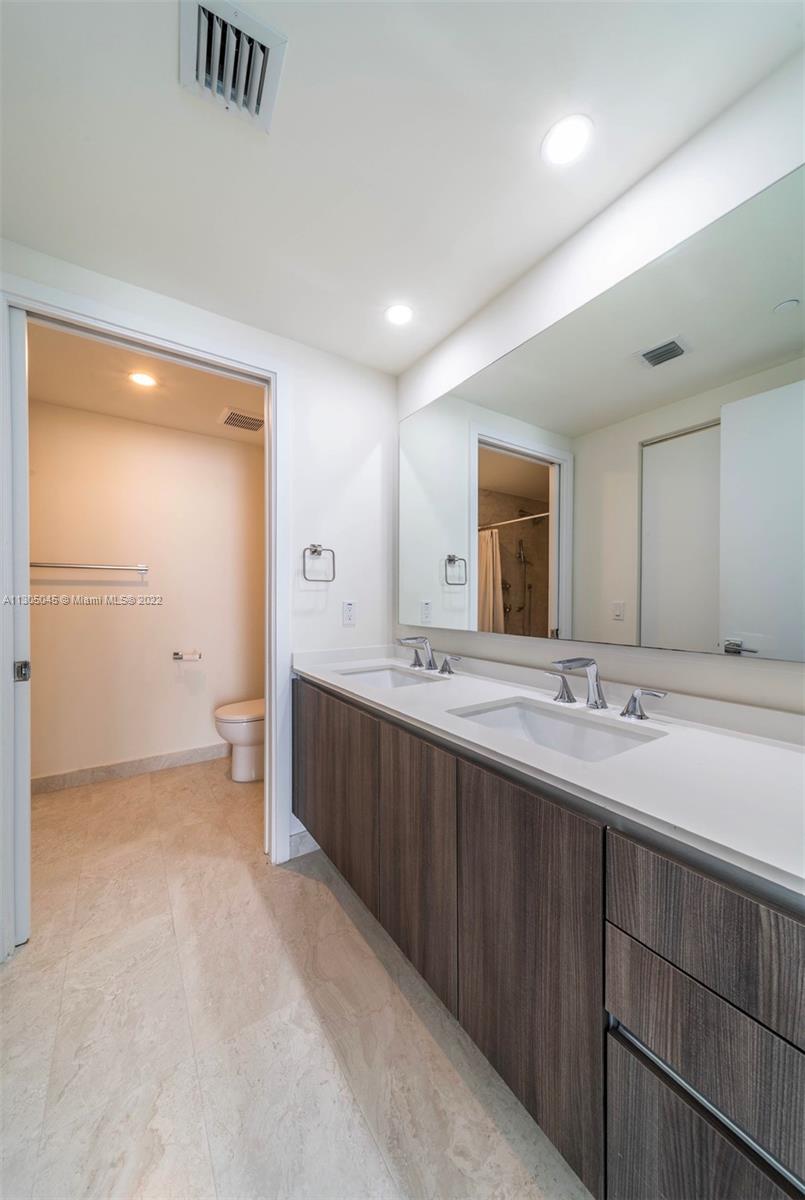 ARIA ON THE BAY CONDO - Residential Lease