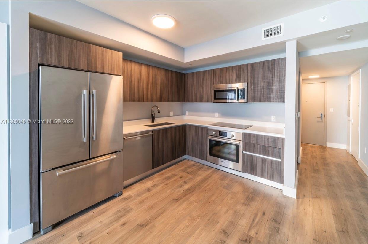 ARIA ON THE BAY CONDO - Residential Lease