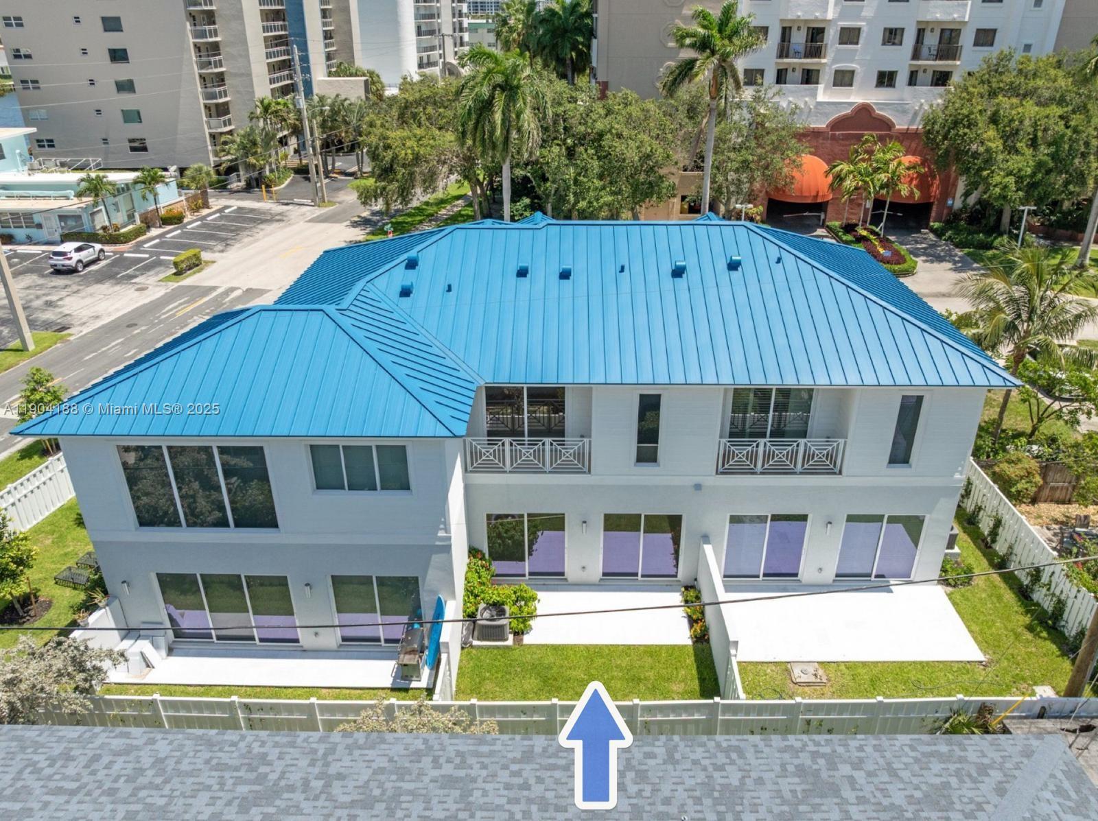 BLUE WATER BEACH - Residential
