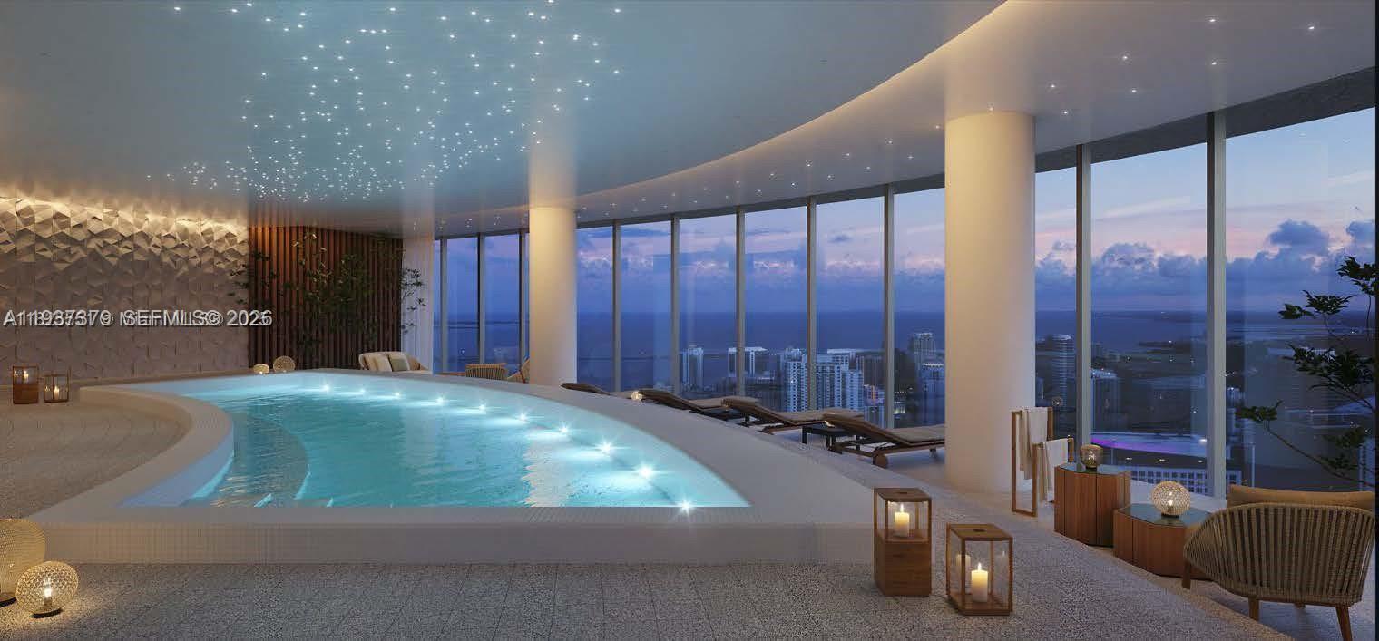 ASTON MARTIN - Residential