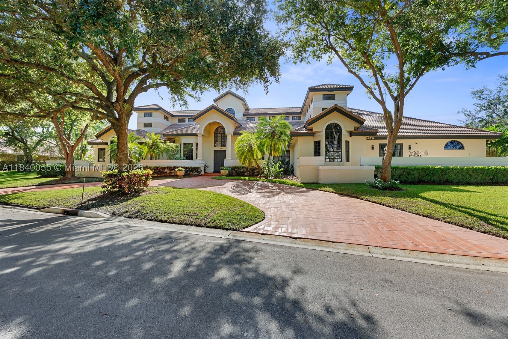 EAGLE TRACE - Residential