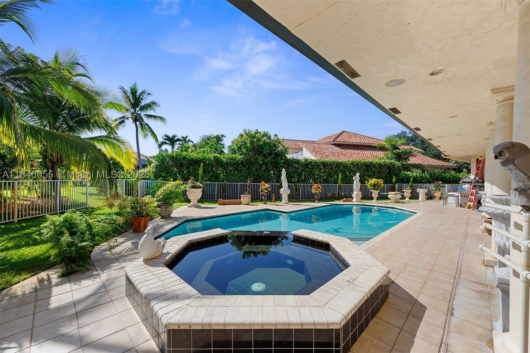 EAGLE TRACE - Residential