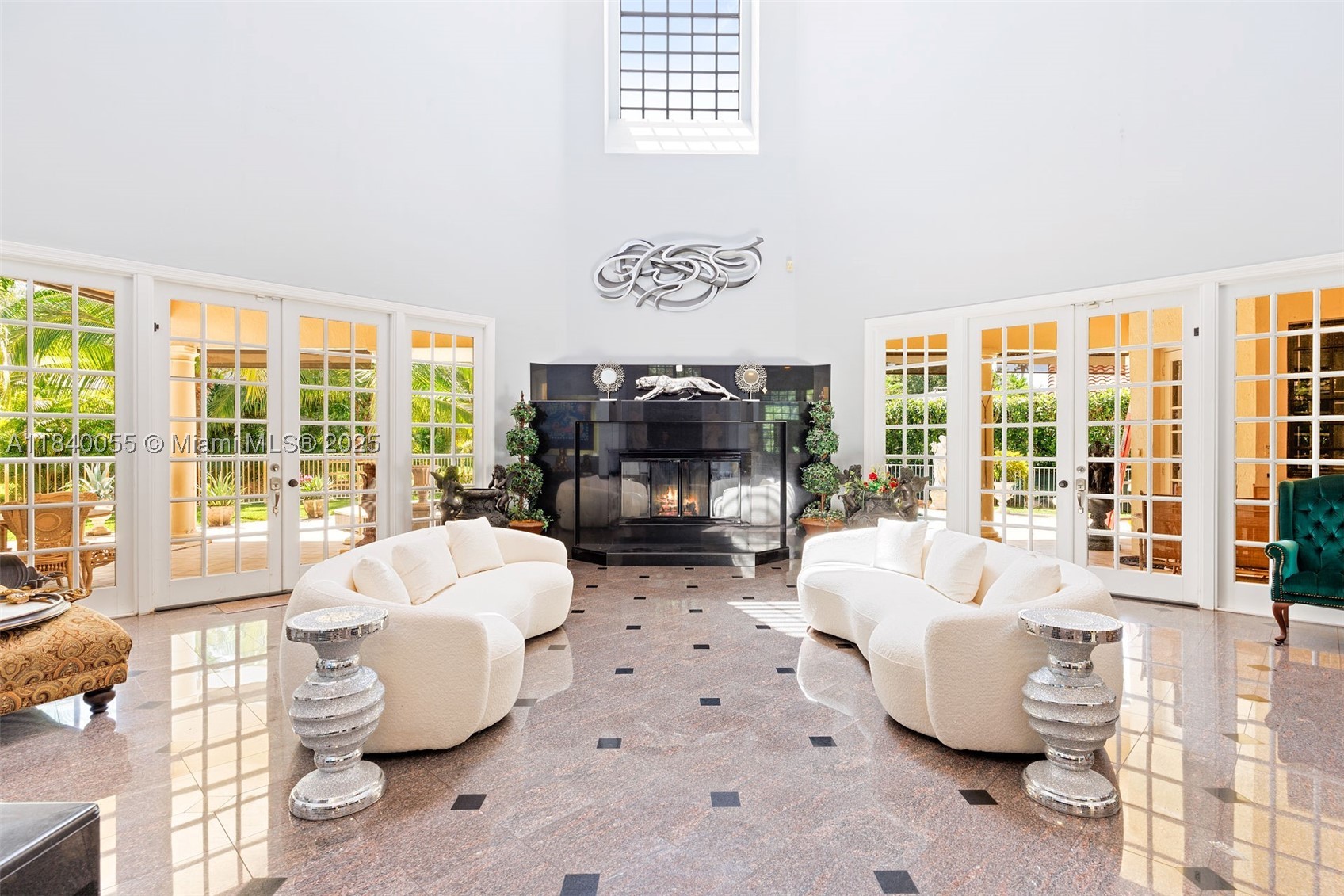 EAGLE TRACE - Residential