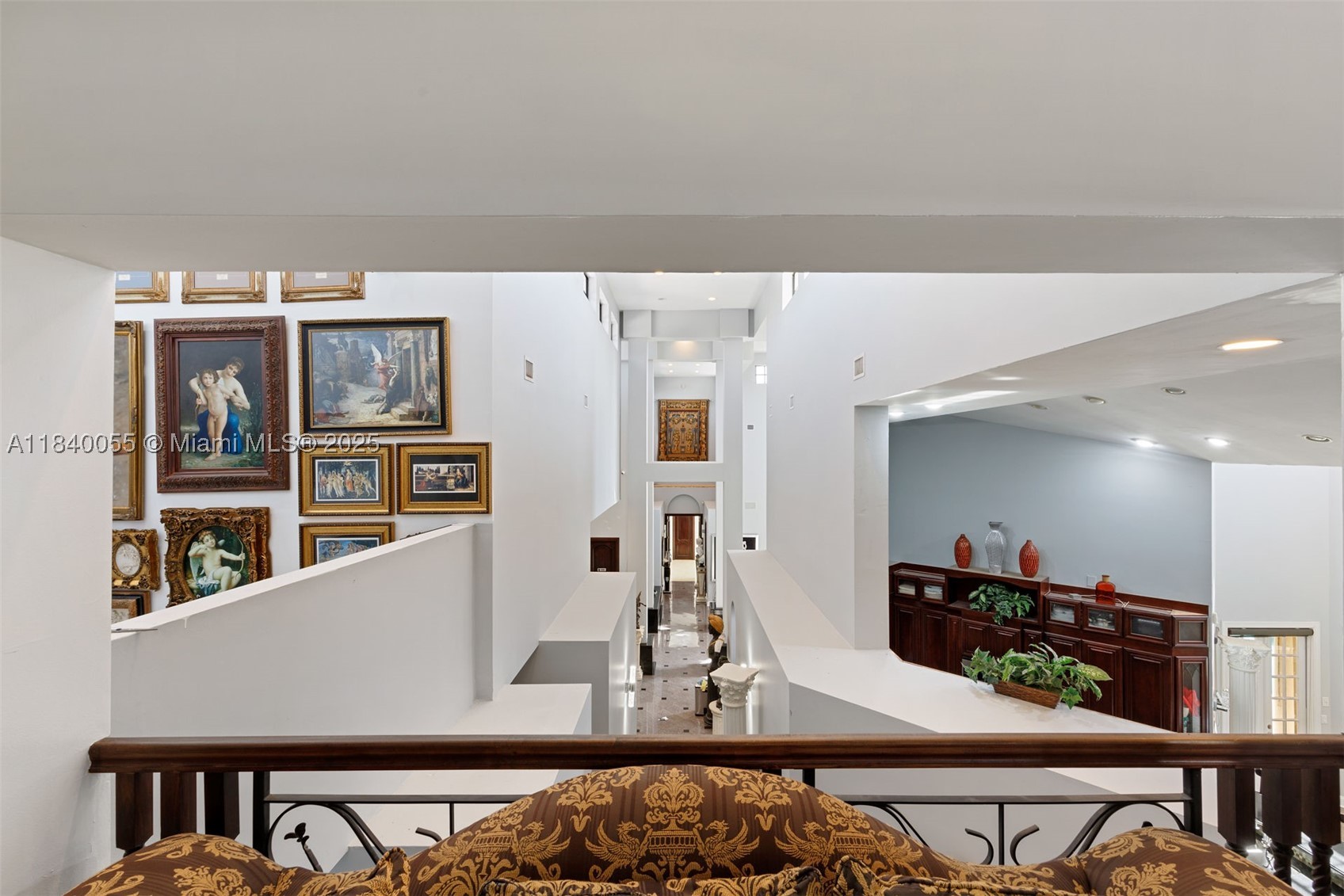 EAGLE TRACE - Residential