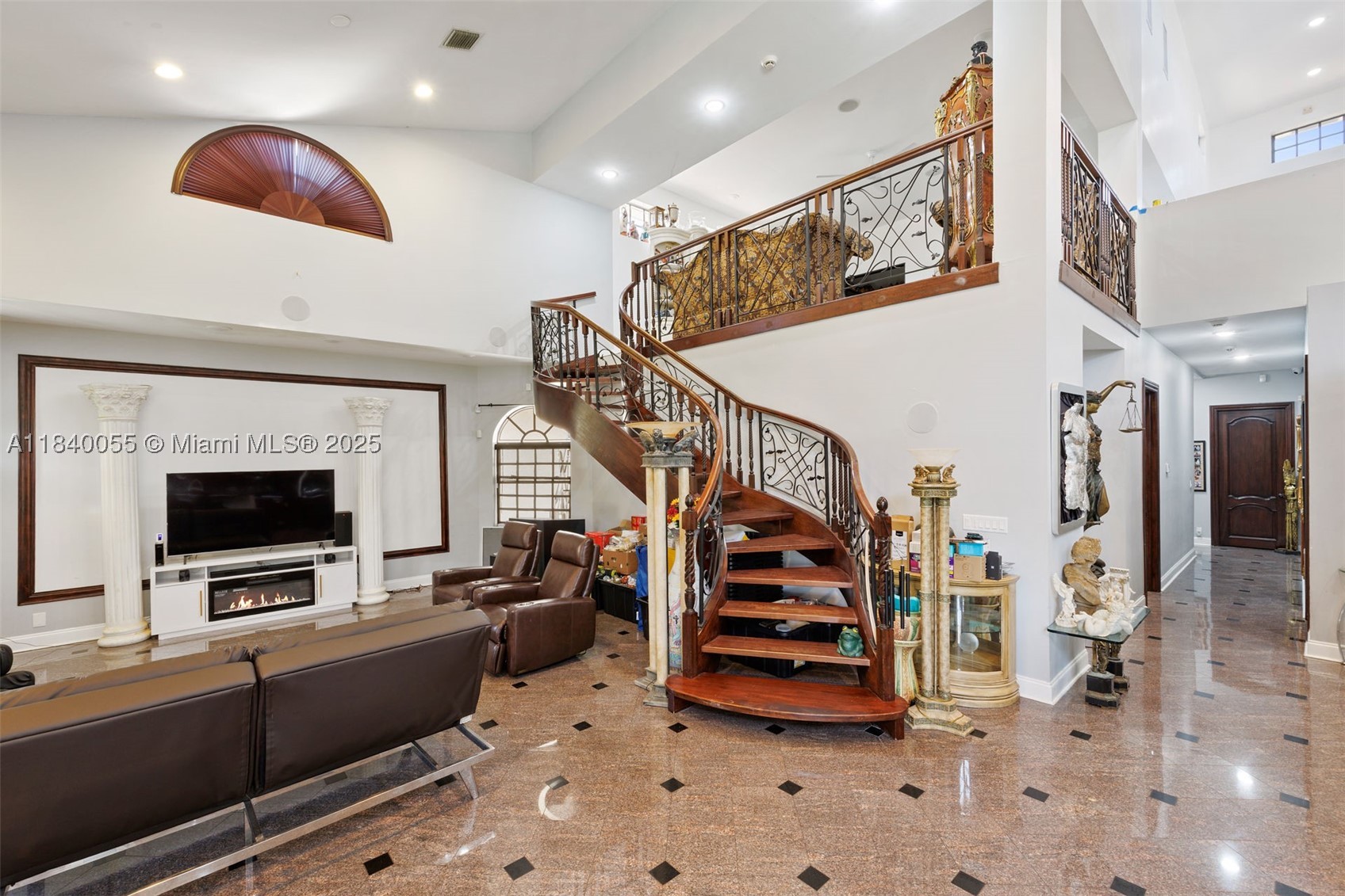 EAGLE TRACE - Residential