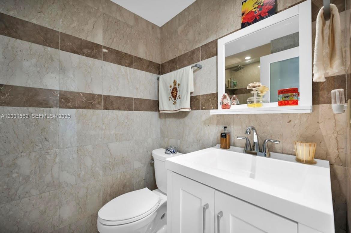 THE PAVILION CONDO - Residential