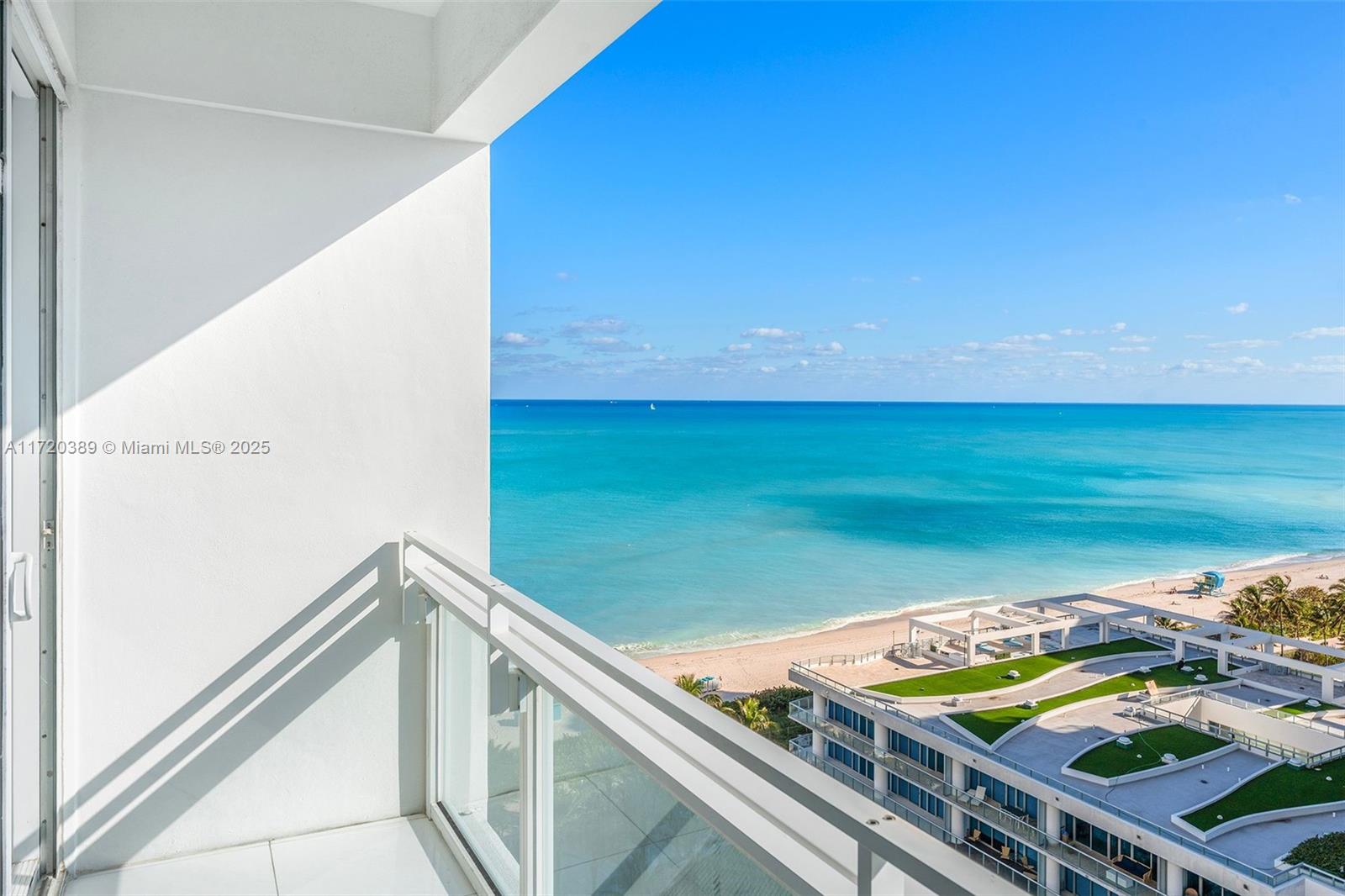 CENTRAL CARILLON BEACH CO - Residential Lease