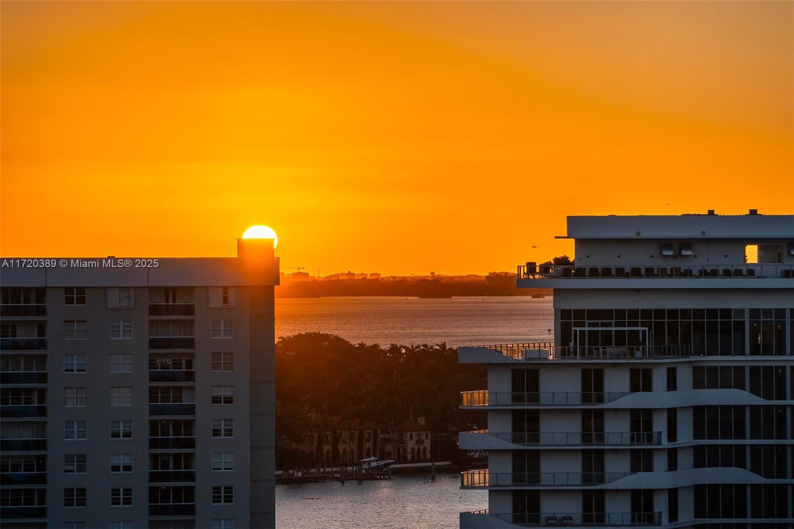 CENTRAL CARILLON BEACH CO - Residential Lease