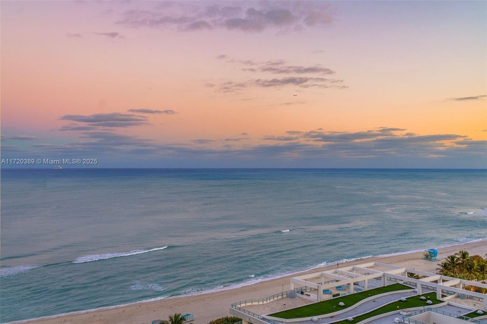 CENTRAL CARILLON BEACH CO - Residential Lease
