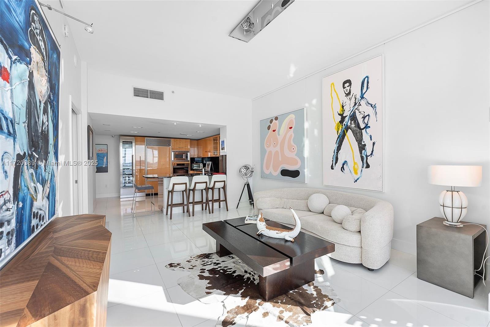 CENTRAL CARILLON BEACH CO - Residential Lease