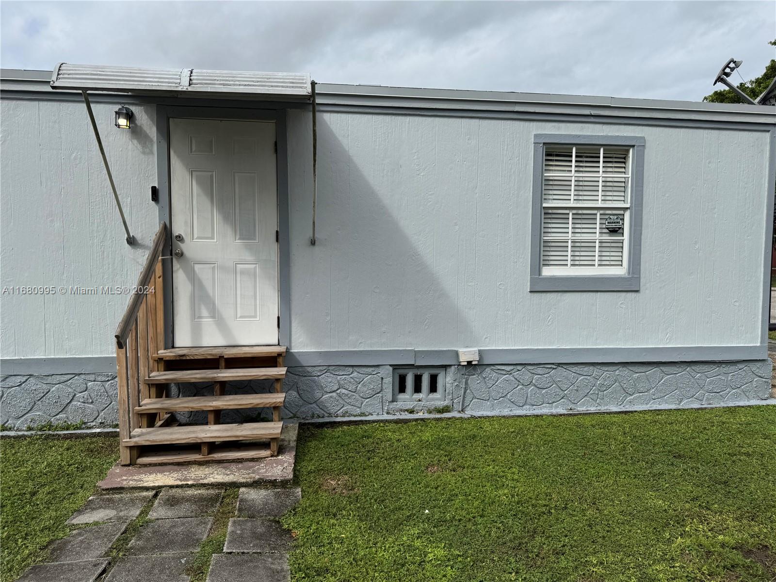 Royal Country - Residential Lease
