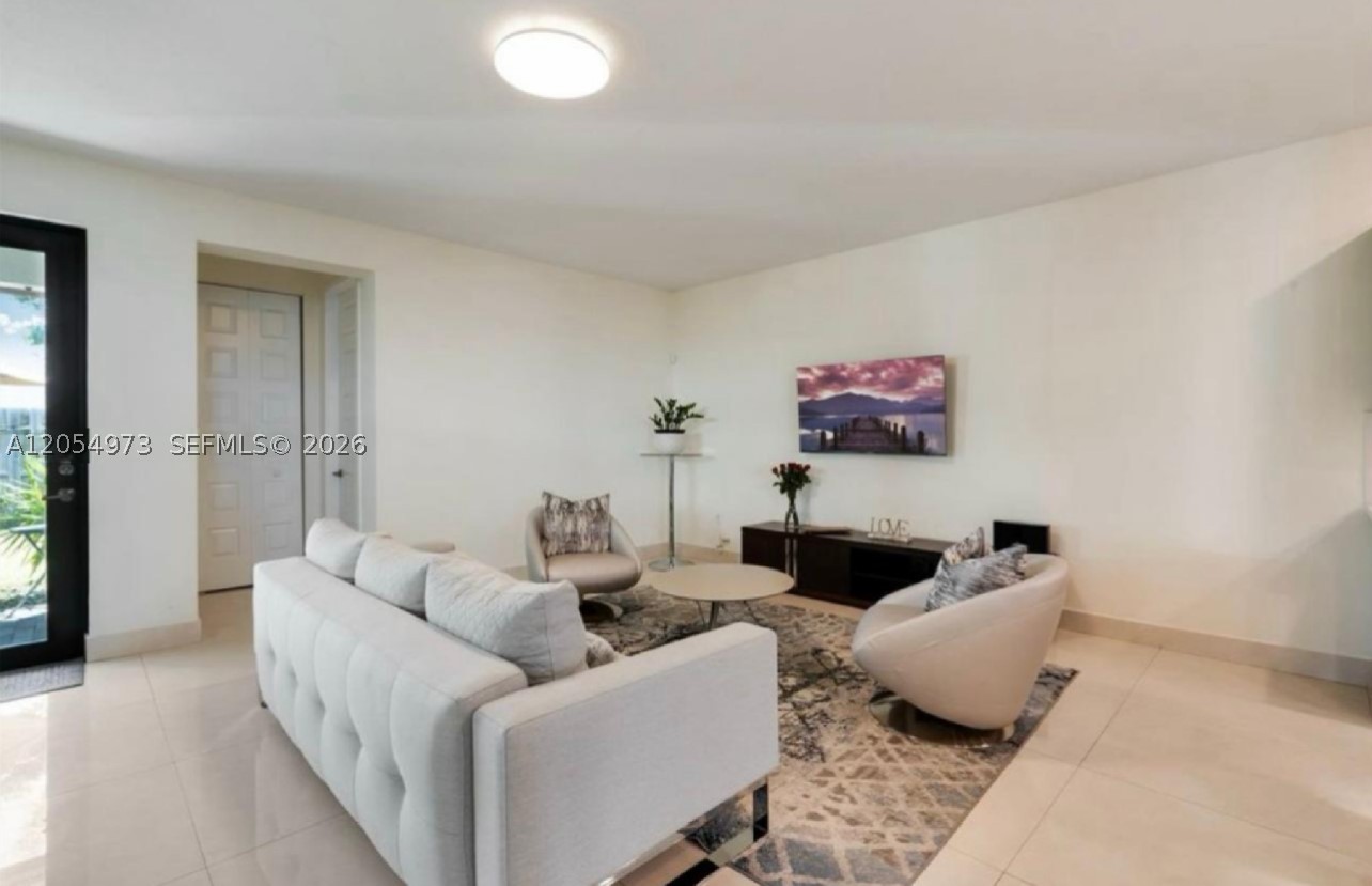 GRAND BAY SOUTH ESTATES - Residential
