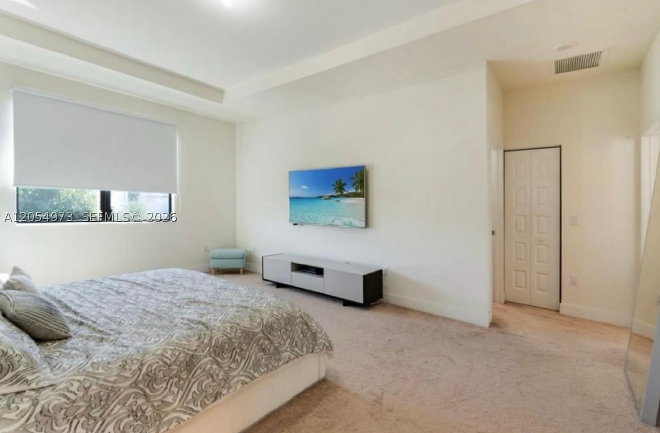 GRAND BAY SOUTH ESTATES - Residential