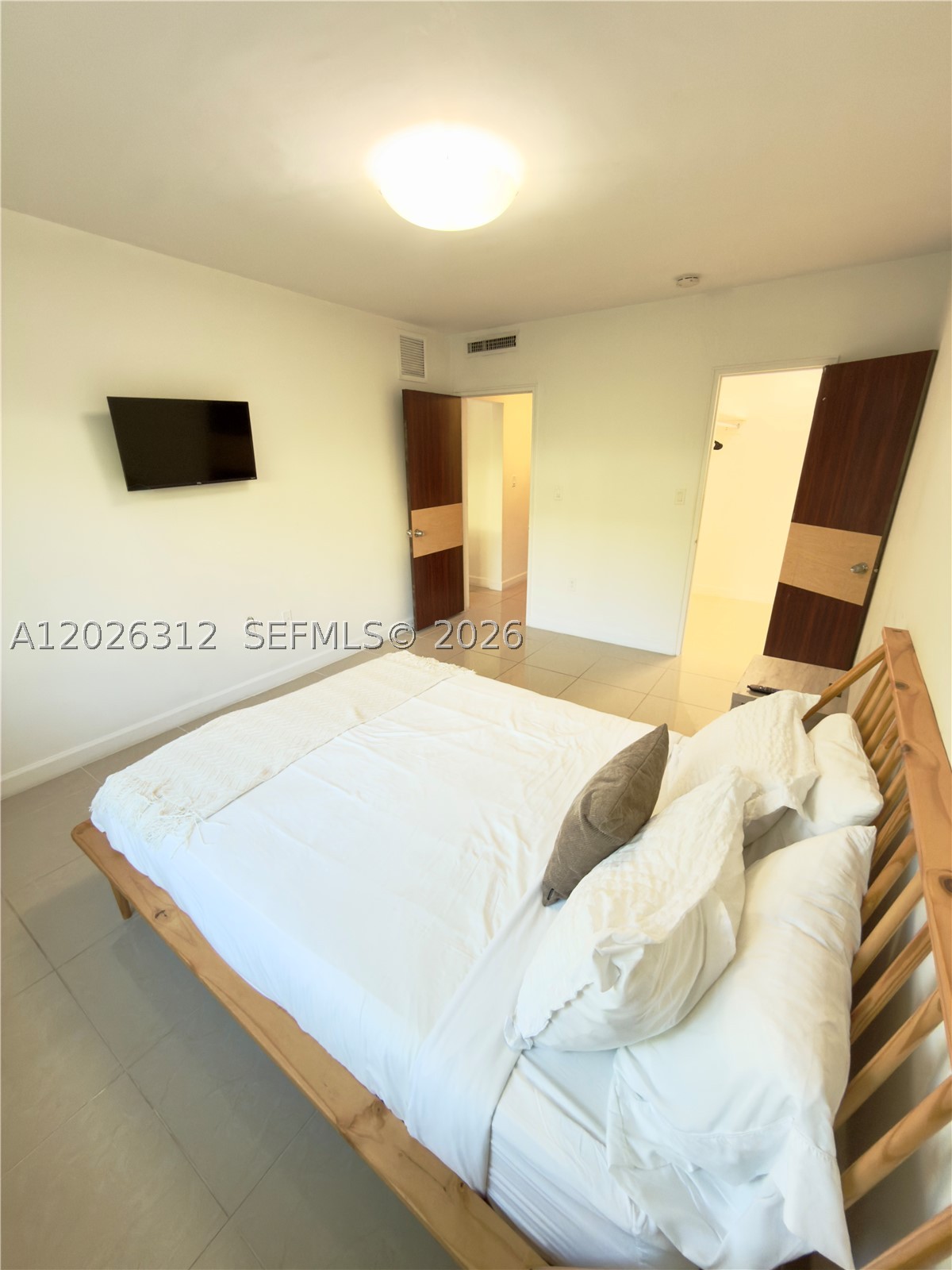 BAY HARBOR ISLAND - Residential Lease