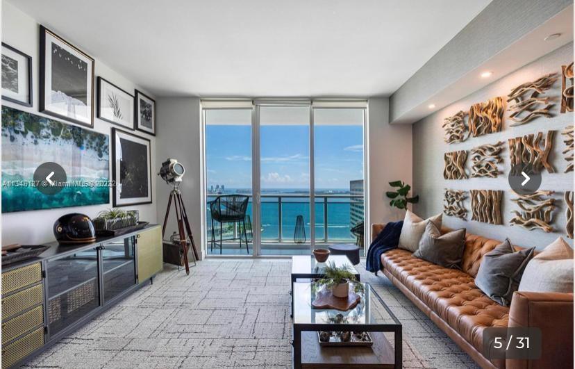 THE PLAZA 901 BRICKELL CO - Residential Lease