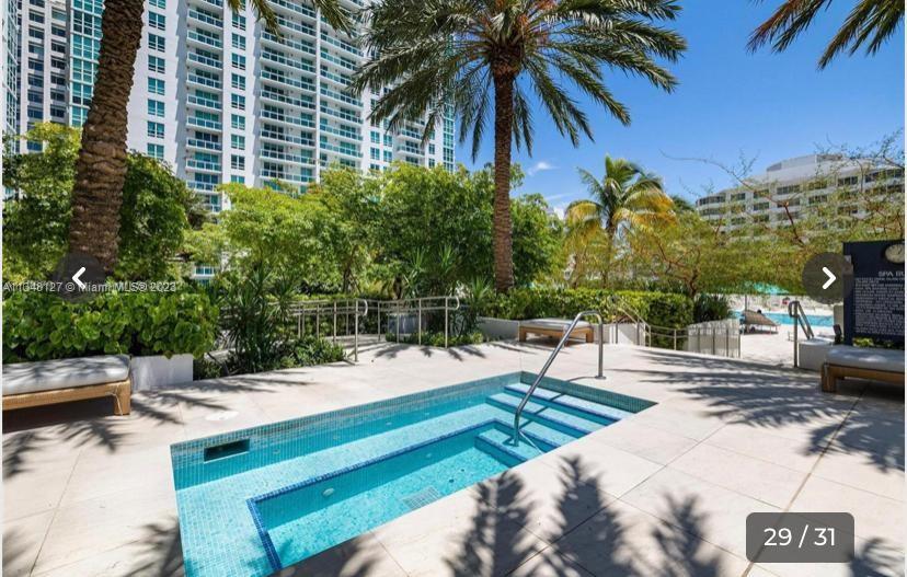 THE PLAZA 901 BRICKELL CO - Residential Lease