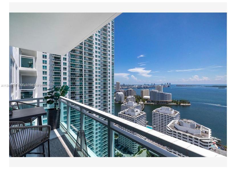 THE PLAZA 901 BRICKELL CO - Residential Lease