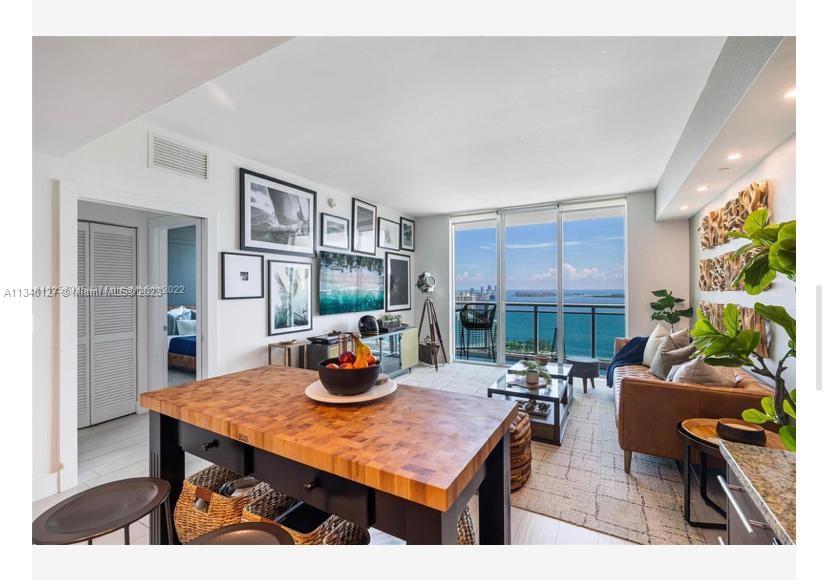 THE PLAZA 901 BRICKELL CO - Residential Lease
