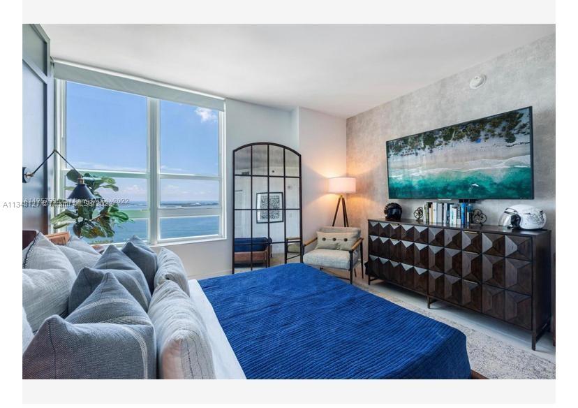 THE PLAZA 901 BRICKELL CO - Residential Lease