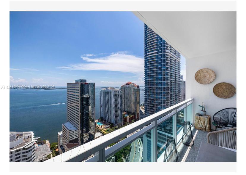 THE PLAZA 901 BRICKELL CO - Residential Lease