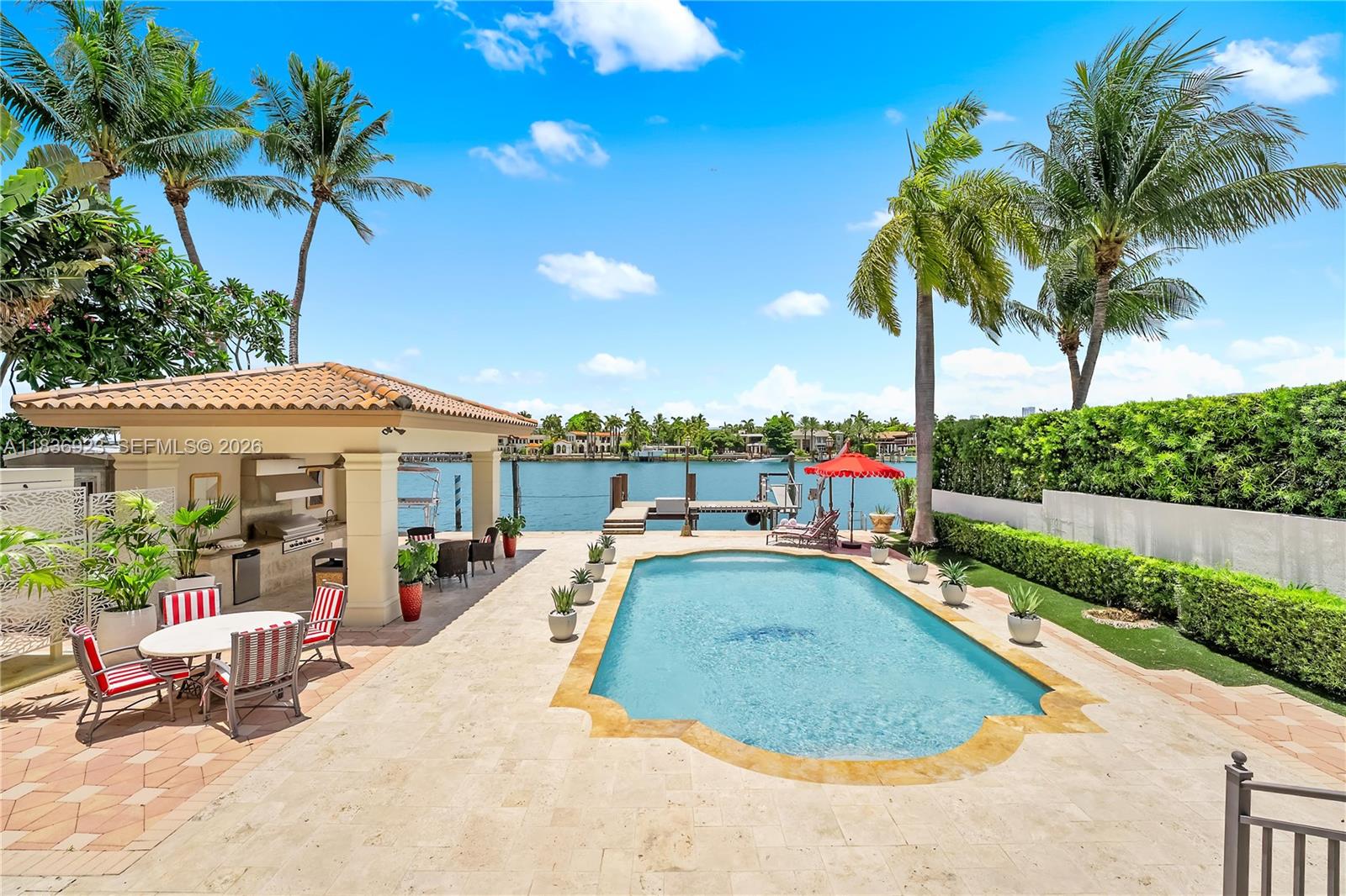 HIBISCUS ISLAND - Residential