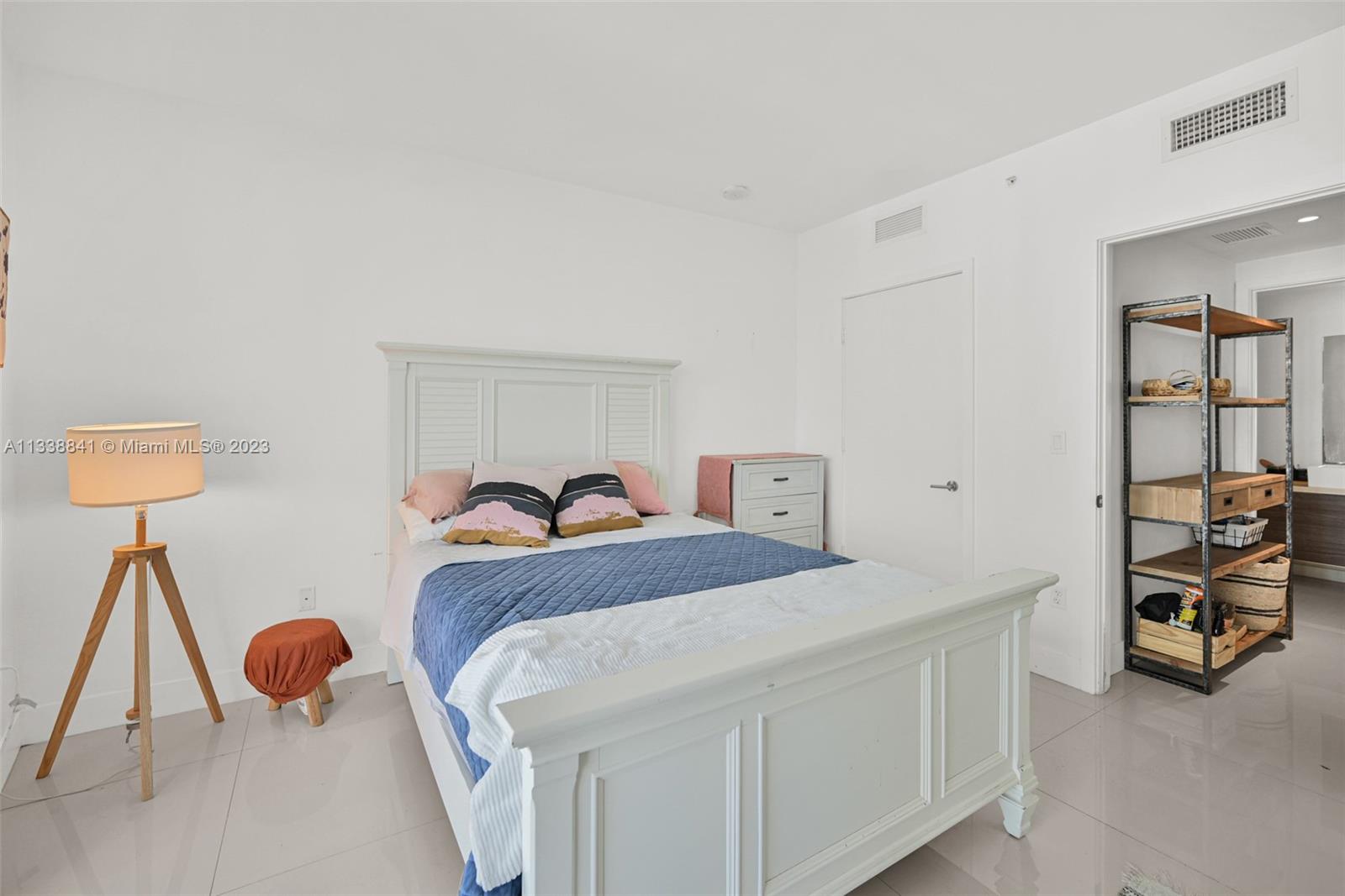 BRICKELL TEN CONDO - Residential