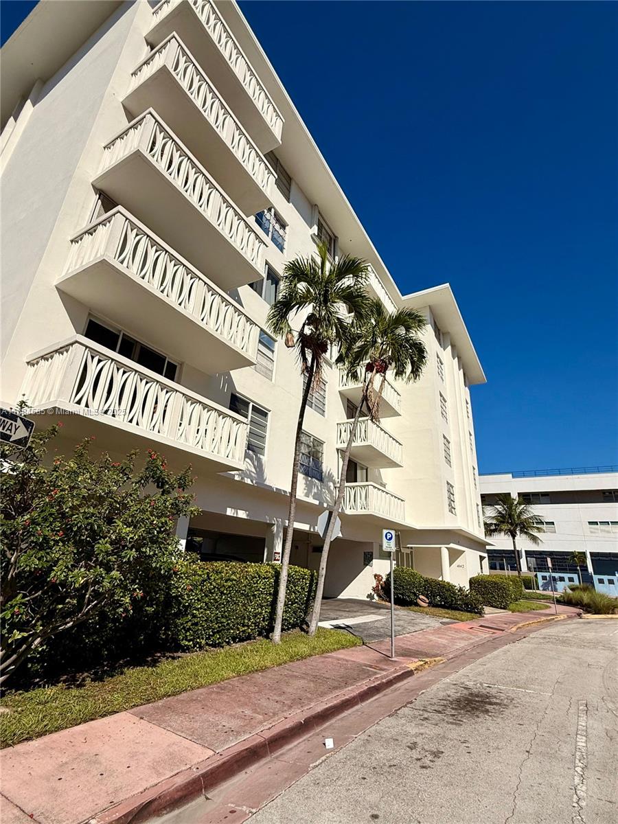 41ST STREET BUSINESS SUB - Residential