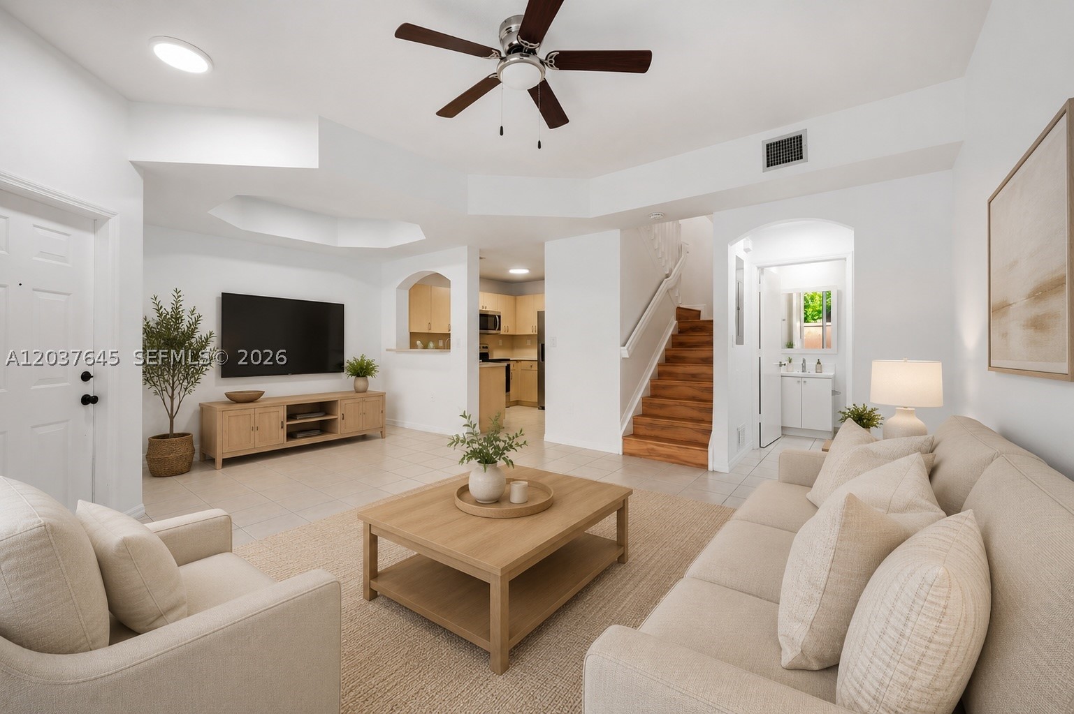 HAMPTON ISLES CONDO - Residential