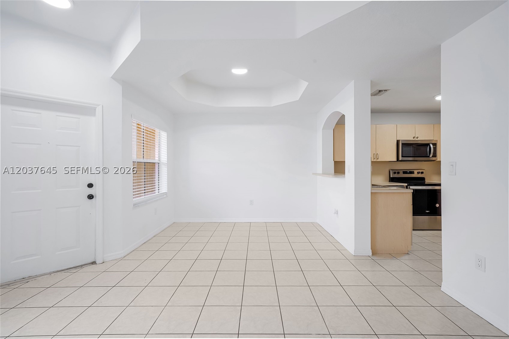 HAMPTON ISLES CONDO - Residential