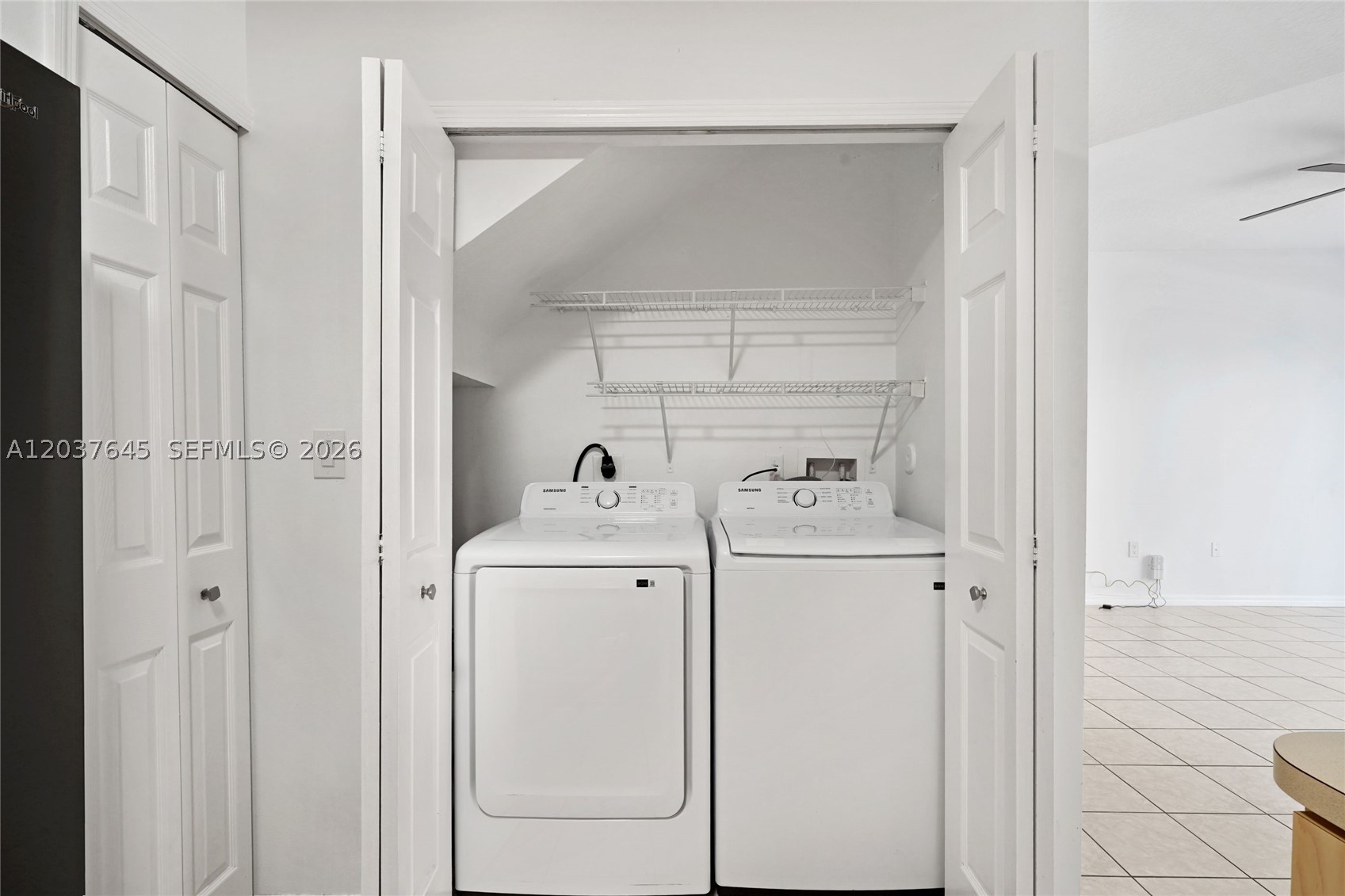 HAMPTON ISLES CONDO - Residential