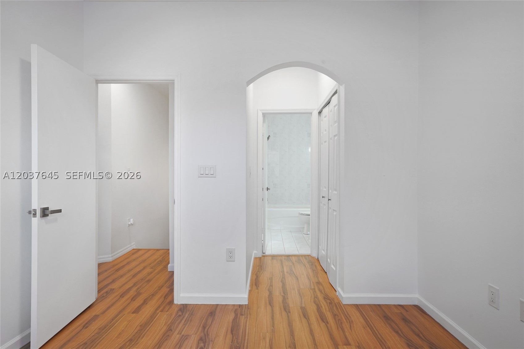HAMPTON ISLES CONDO - Residential