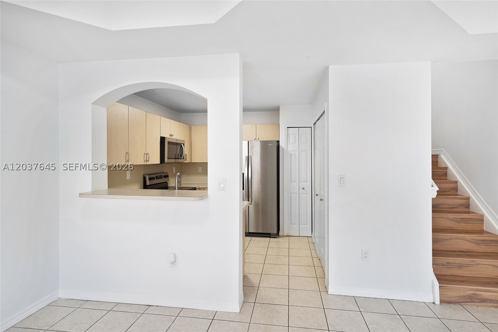 HAMPTON ISLES CONDO - Residential