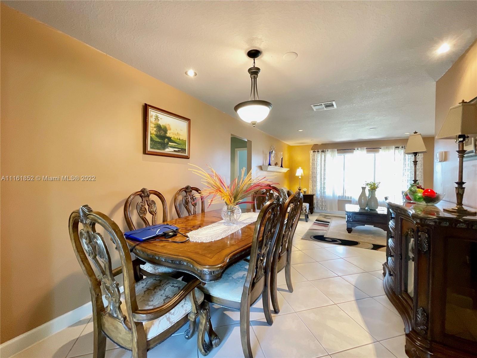MAINLANDS OF TAMARAC LAKE - Residential