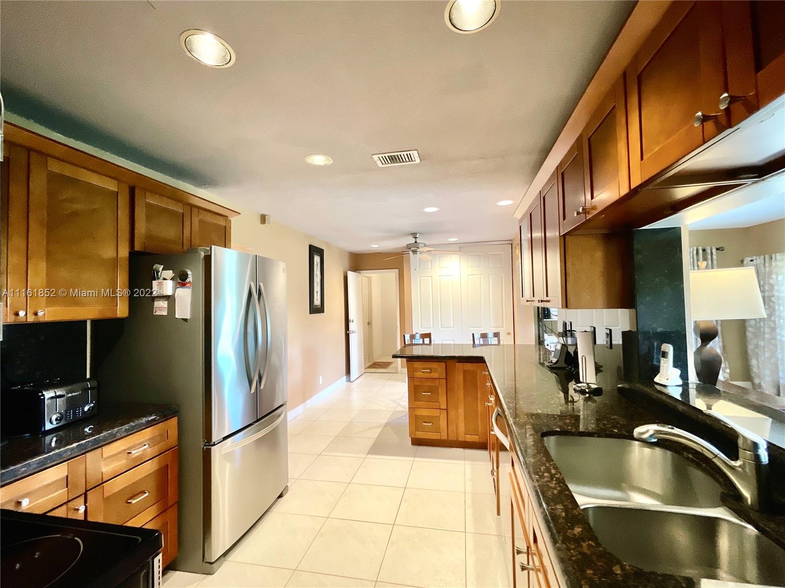 MAINLANDS OF TAMARAC LAKE - Residential