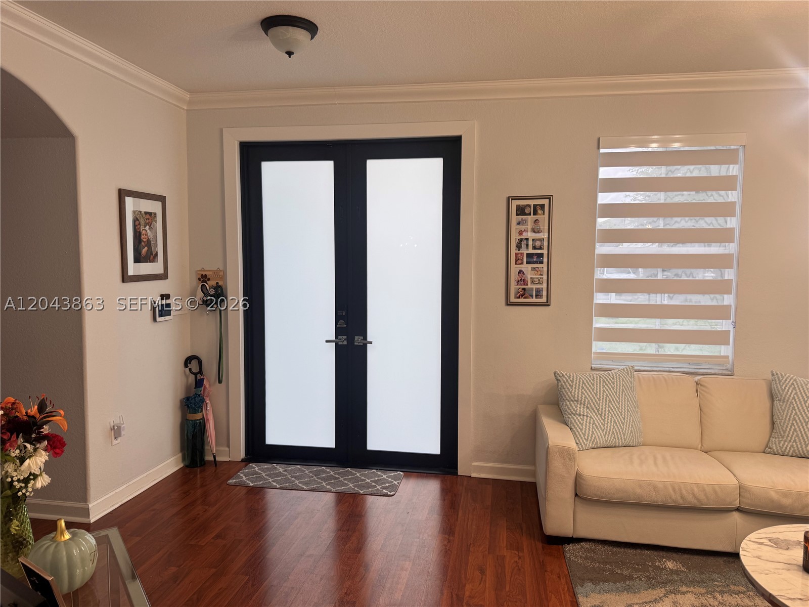 A B AT TAMIAMI TRAIL PHAS - Residential Lease