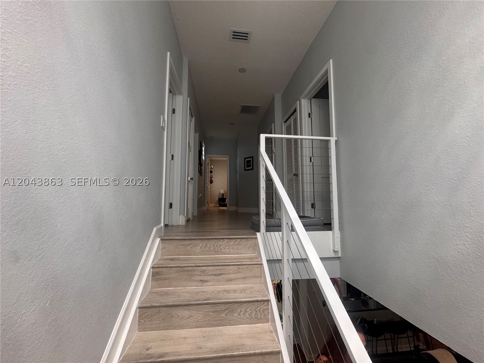 A B AT TAMIAMI TRAIL PHAS - Residential Lease