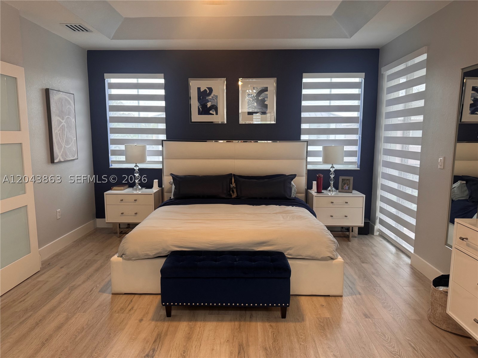 A B AT TAMIAMI TRAIL PHAS - Residential Lease