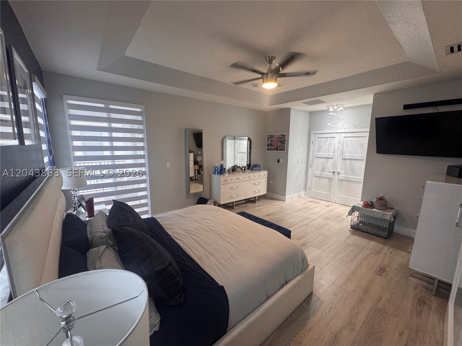 A B AT TAMIAMI TRAIL PHAS - Residential Lease