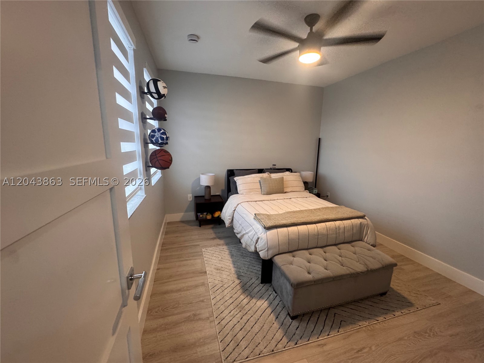 A B AT TAMIAMI TRAIL PHAS - Residential Lease