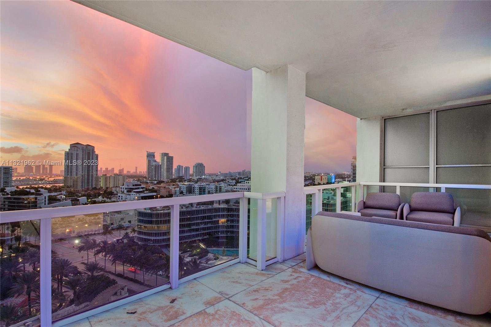 CONTINUUM ON SOUTH BEACH - Residential