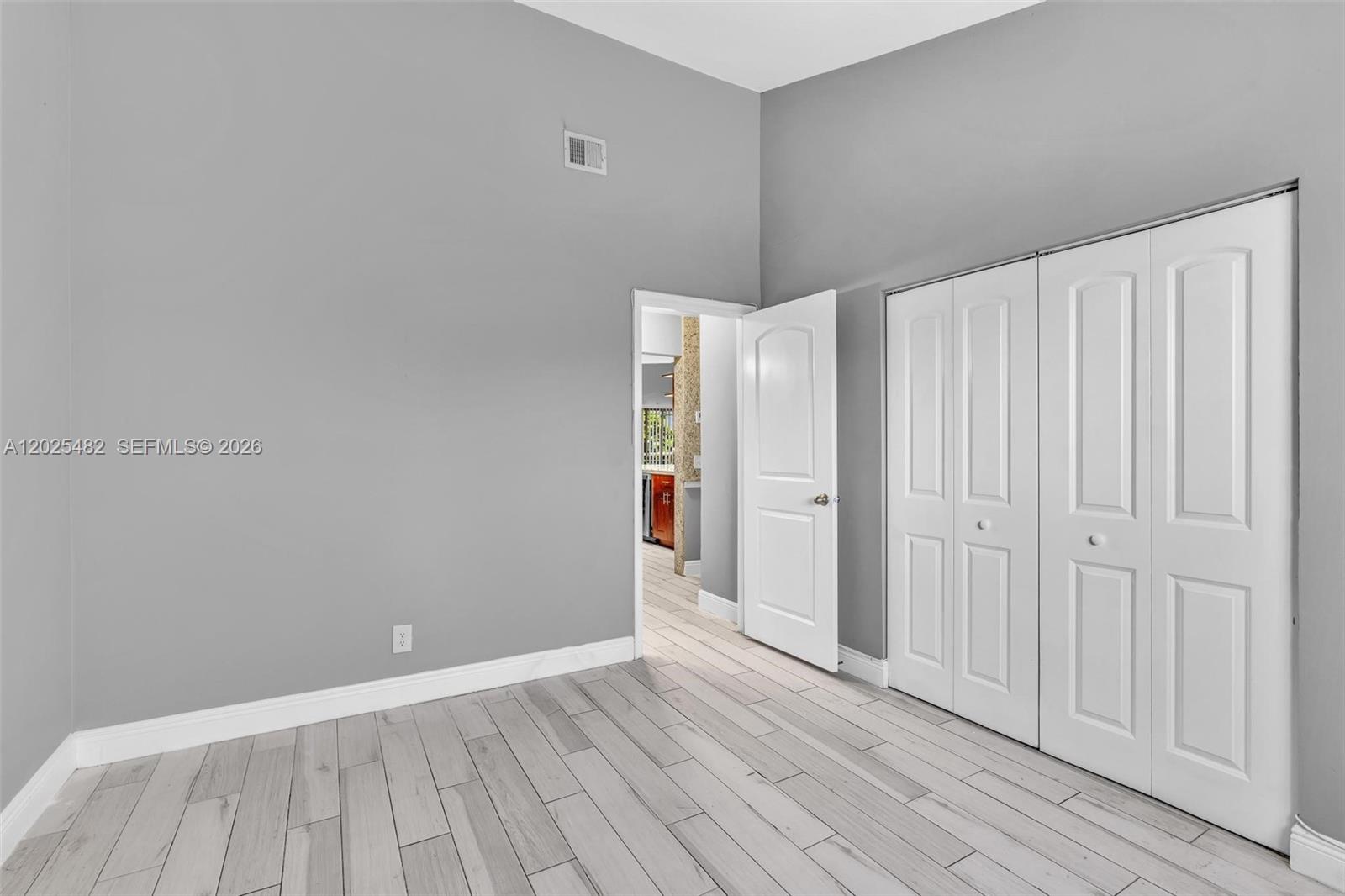 SUMMER LAKE CONDO - Residential Lease