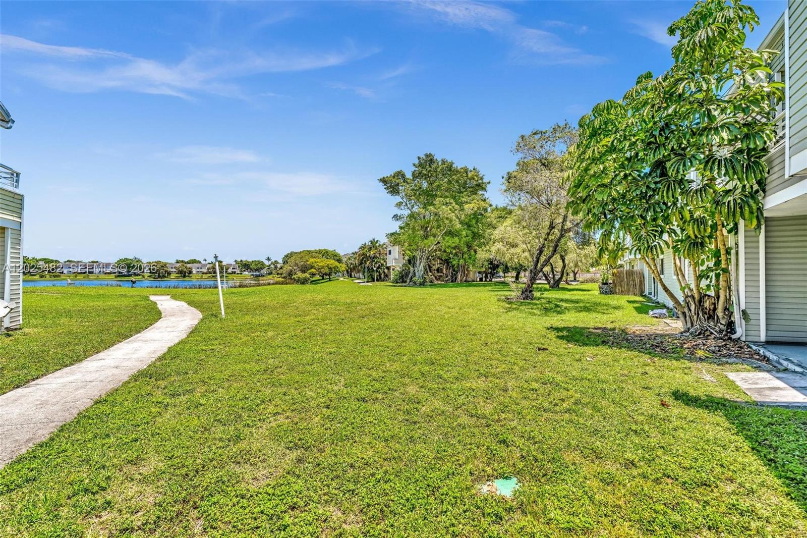 SUMMER LAKE CONDO - Residential Lease