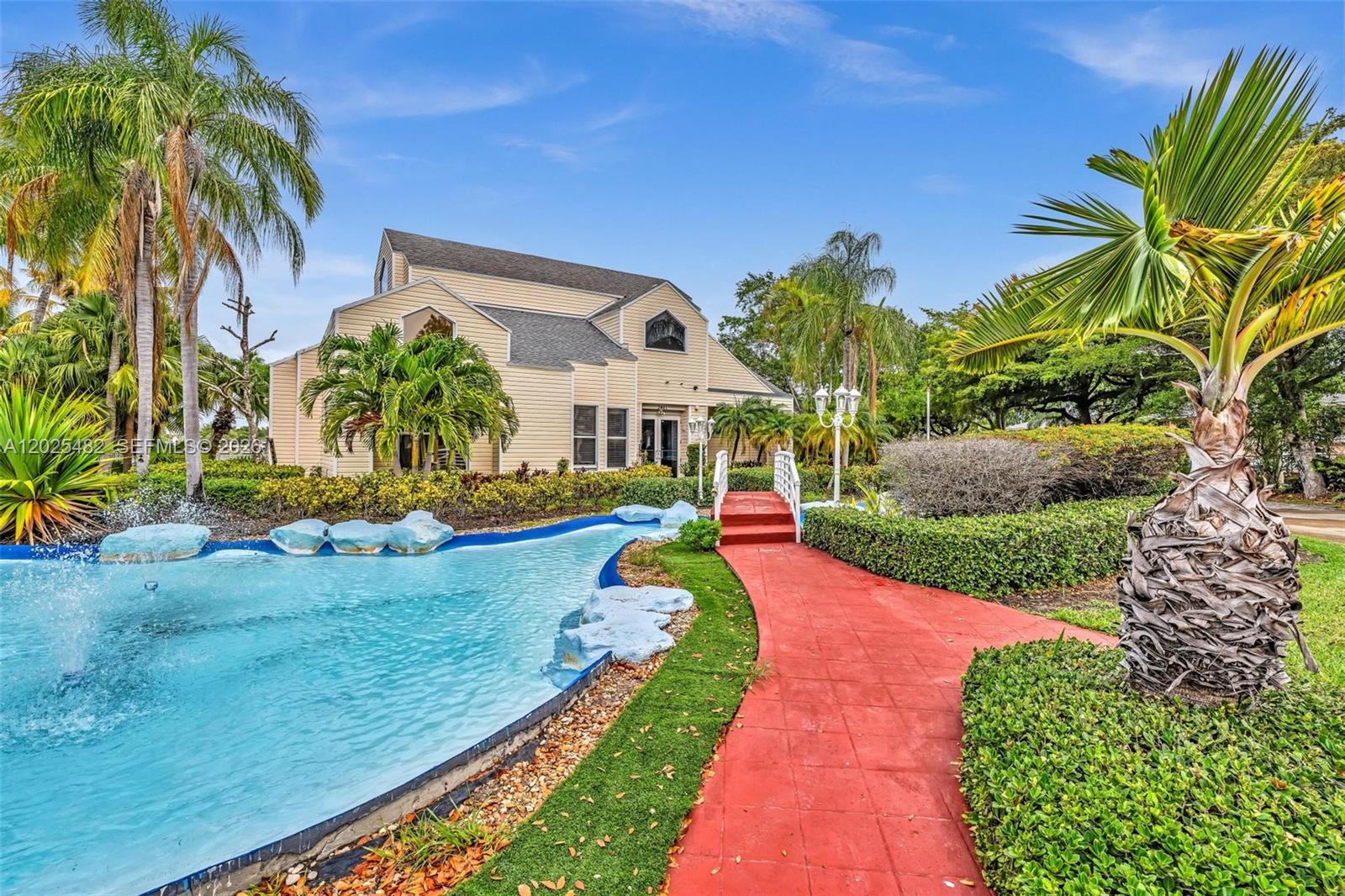 SUMMER LAKE CONDO - Residential Lease