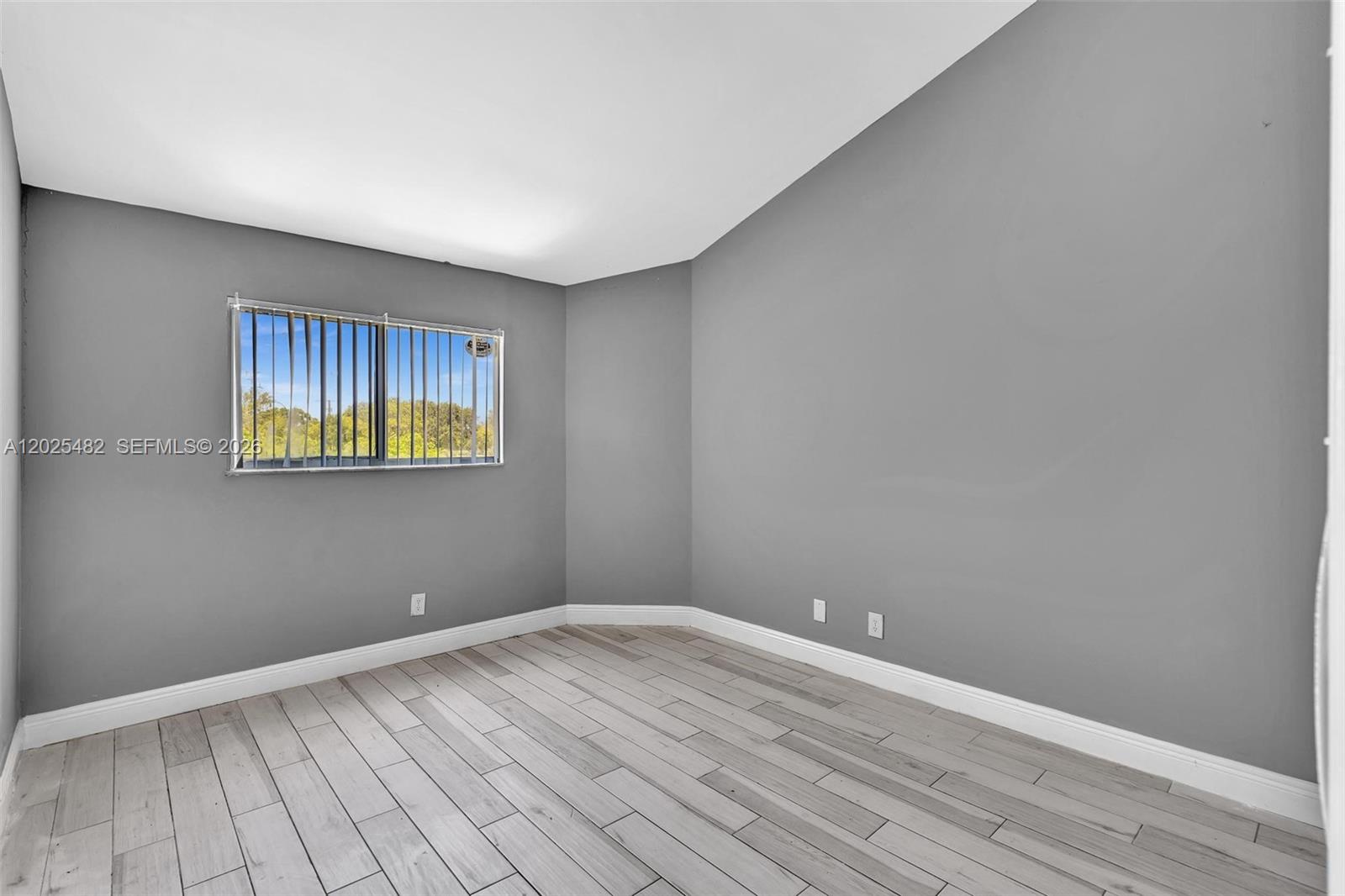 SUMMER LAKE CONDO - Residential Lease