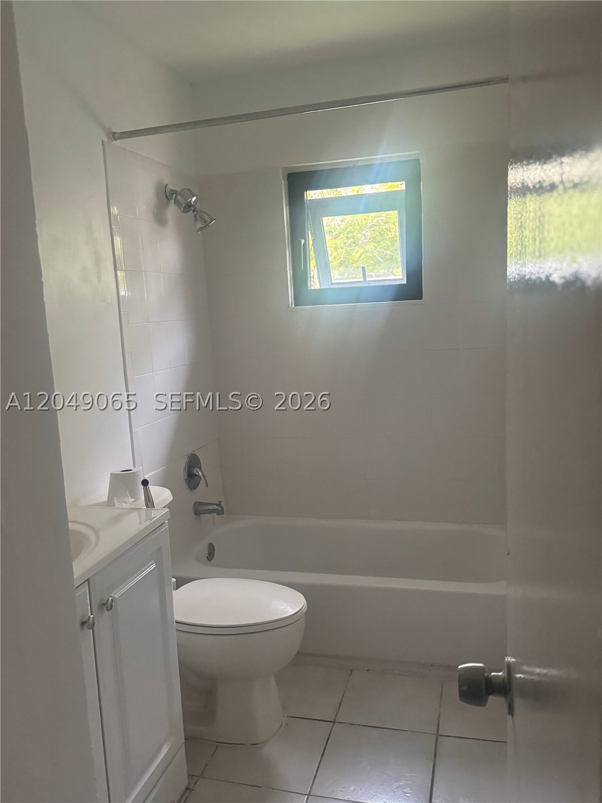 LAUDERDALE NORTH PARK SEC - Residential Lease