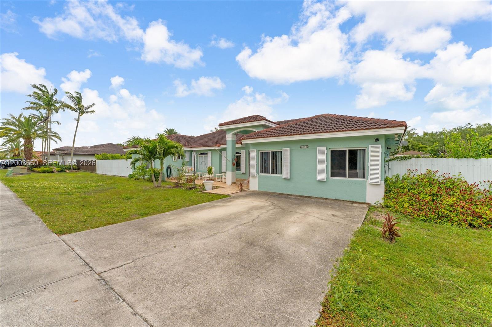 FARM LAND ESTATES - Residential